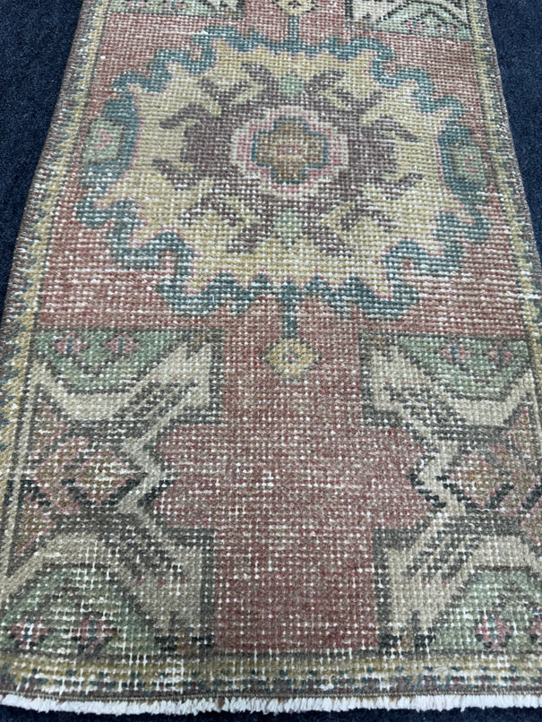 Turkish Yastik Rug  1'6" x  3' #24385