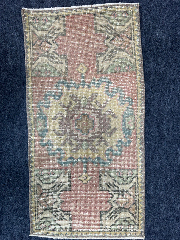 Turkish Yastik Rug  1'6" x  3' #24385