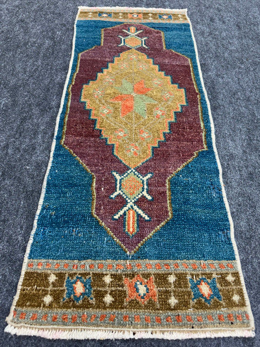 Turkish Yastik Rug  1'2" x  3'1" #24380