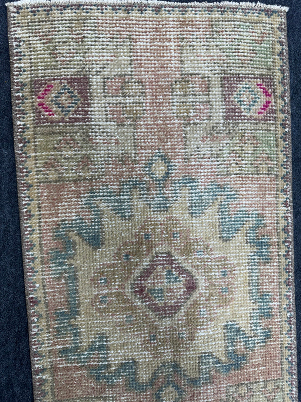 Turkish Yastik Rug  1'7" x  3'3" #24379
