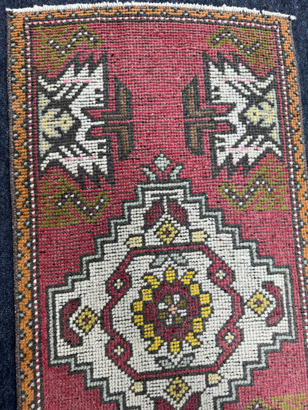 Turkish Yastik Rug  1'7" x  3'3" #24376