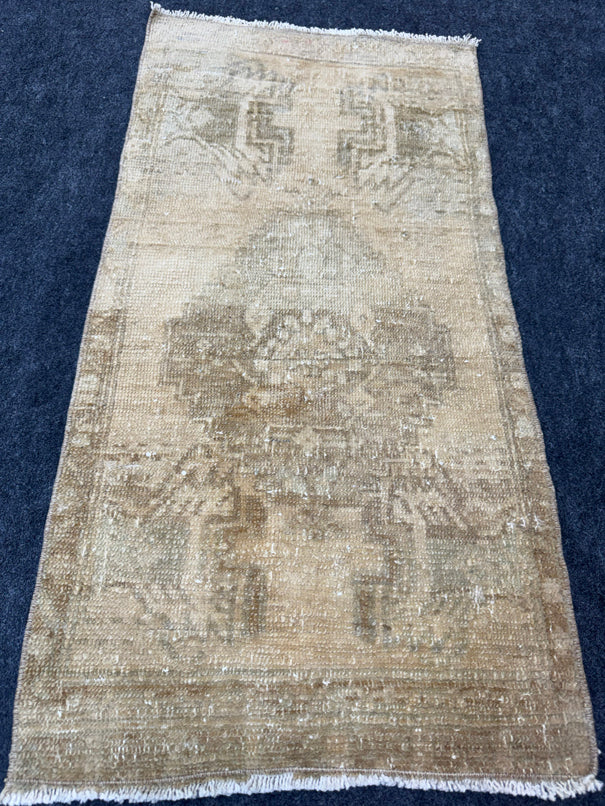 Turkish Yastik Rug  1'7" x  3'1" #24373