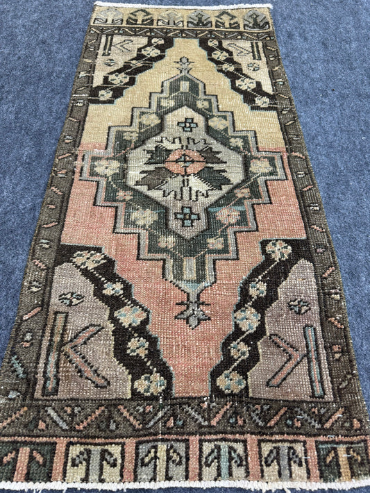 Turkish Yastik Rug  1'8" x  3'7" #24371