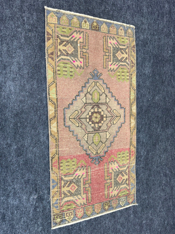 Turkish Yastik Rug  1'8" x  3'4" #24367
