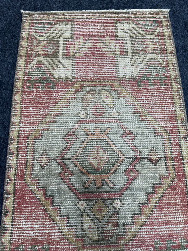 Turkish Yastik Rug  1'8" x  3'2" #24366