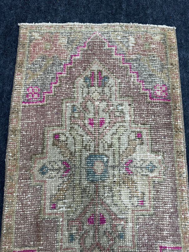 Turkish Yastik Rug  1'7" x  2'11" #24365