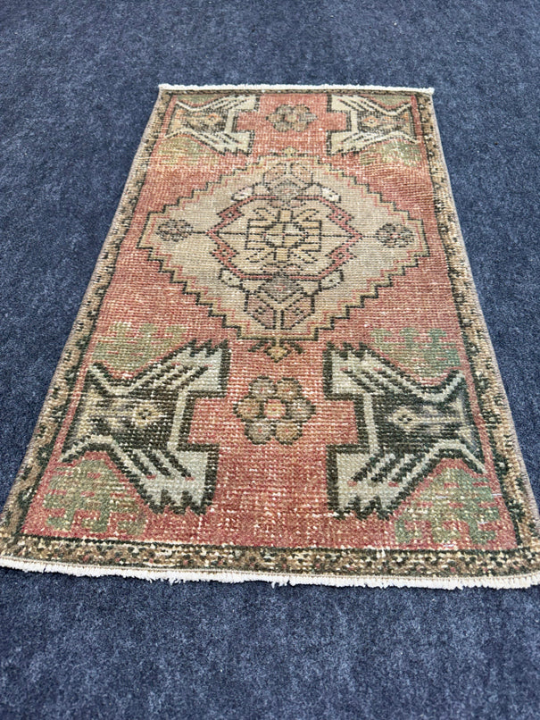 Turkish Yastik Rug  1'8" x  2'10" #24364