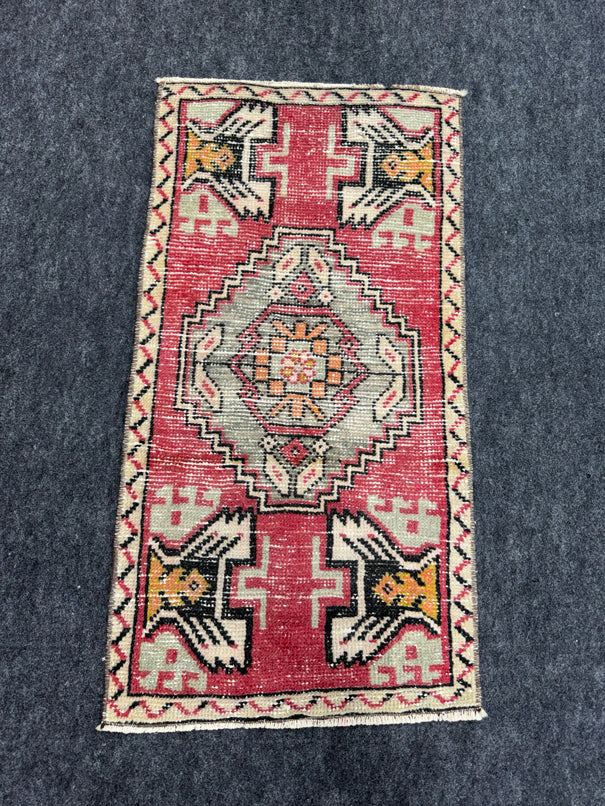 Turkish Yastik Rug  1'7" x  3' #24356