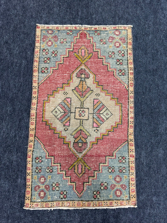 Turkish Yastik Rug  1'9" x  3'1" #24357