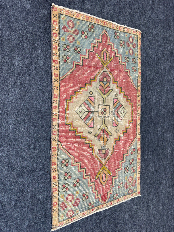 Turkish Yastik Rug  1'9" x  3'1" #24357