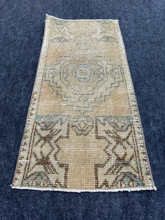 Turkish Yastik Rug  1'4" x  2'11" #24358