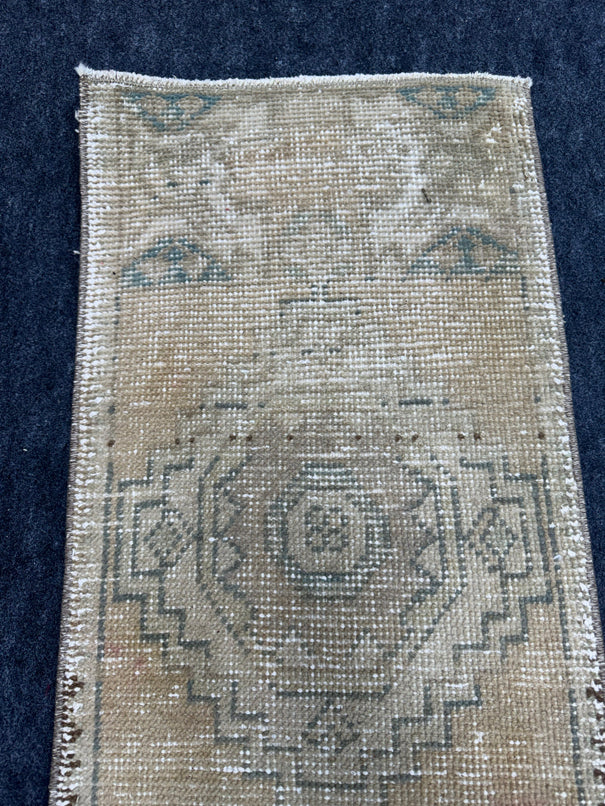 Turkish Yastik Rug  1'4" x  2'11" #24358