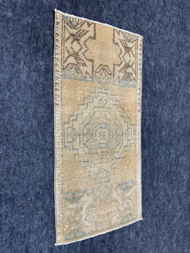 Turkish Yastik Rug  1'4" x  2'11" #24358