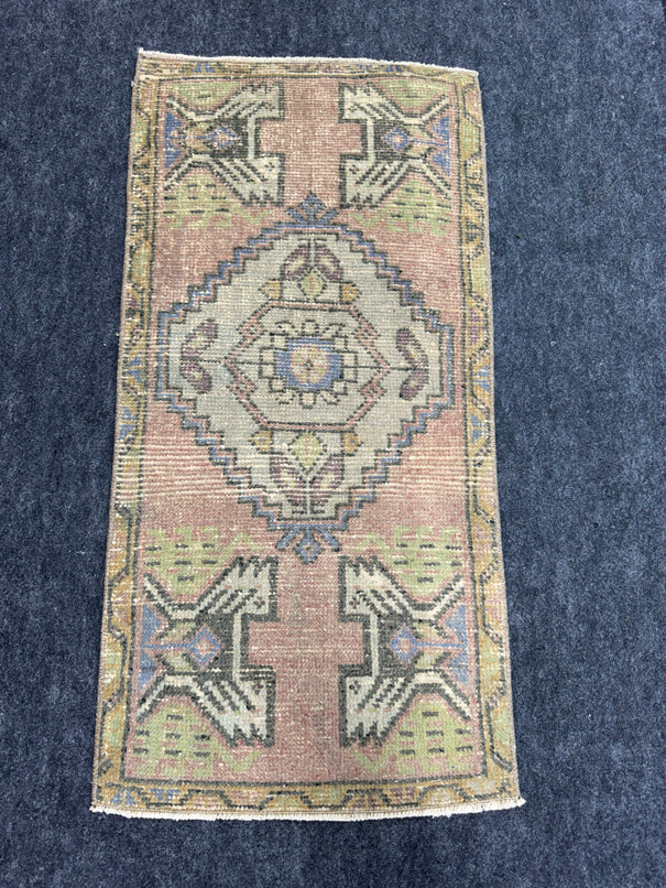 Turkish Yastik Rug  1'7" x  3'3" #24359