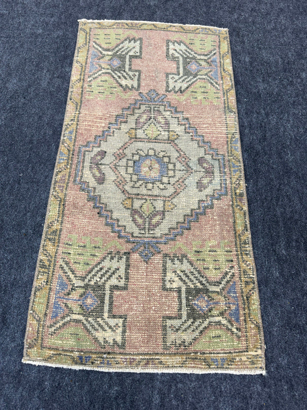 Turkish Yastik Rug  1'7" x  3'3" #24359