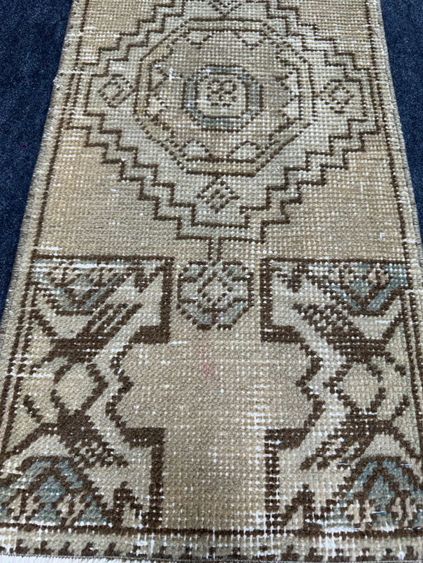 Turkish Yastik Rug  1'4" x  3'1" #24362
