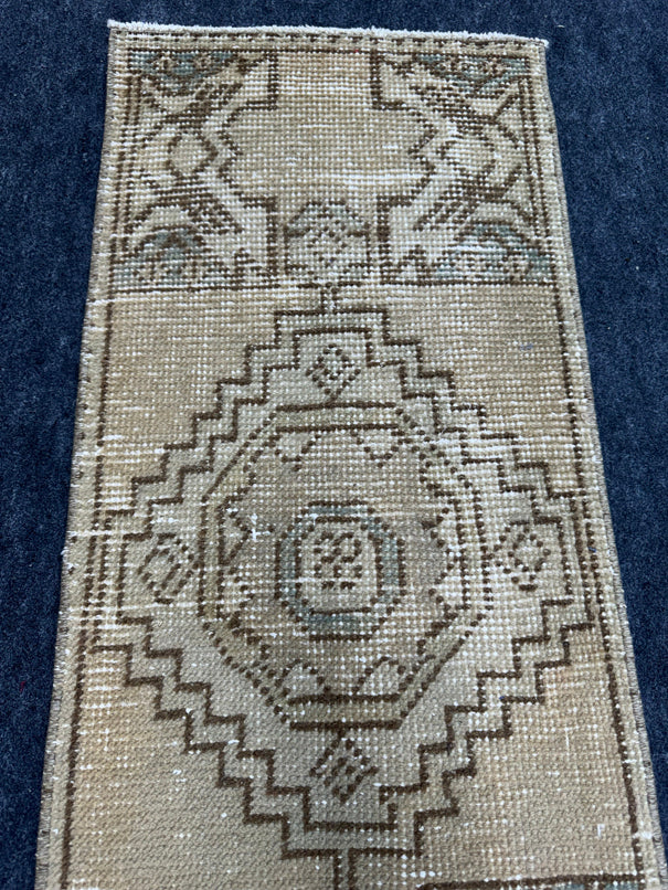 Turkish Yastik Rug  1'4" x  3'1" #24362