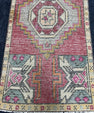 Turkish Yastik Rug  1'5" x  2'11" #24363