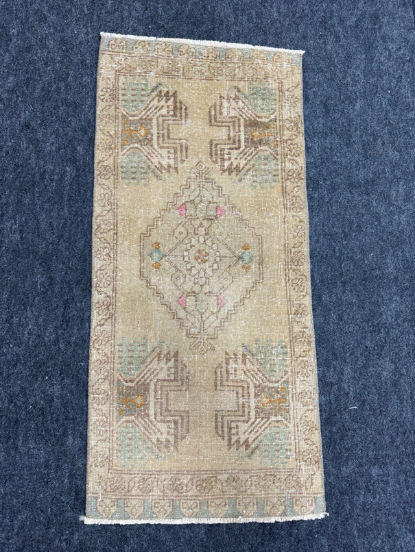 Turkish Yastik Rug  1'8" x  3'6" #24355