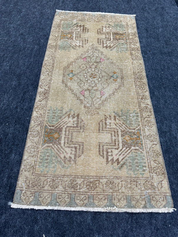 Turkish Yastik Rug  1'8" x  3'6" #24355