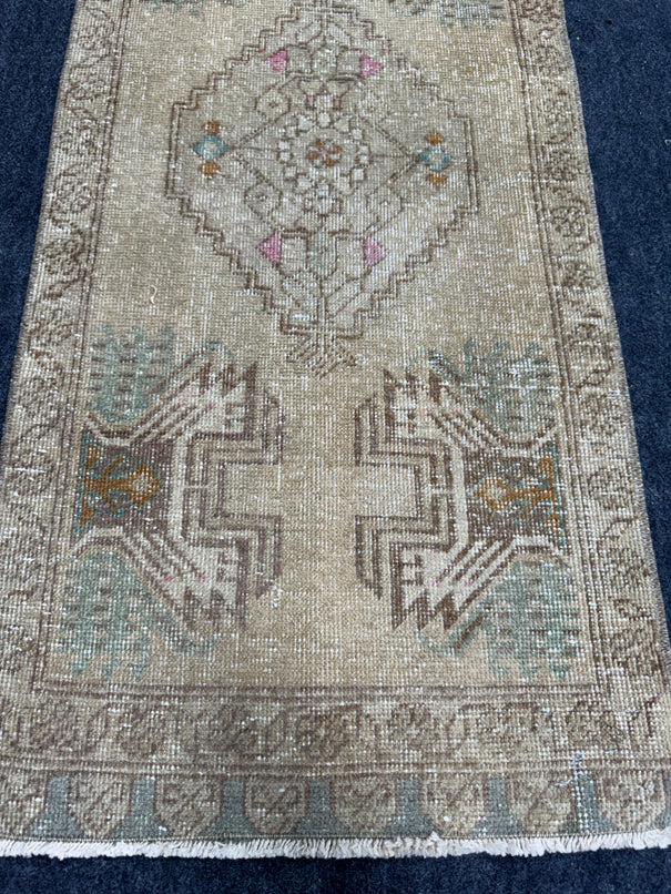 Turkish Yastik Rug  1'8" x  3'6" #24355