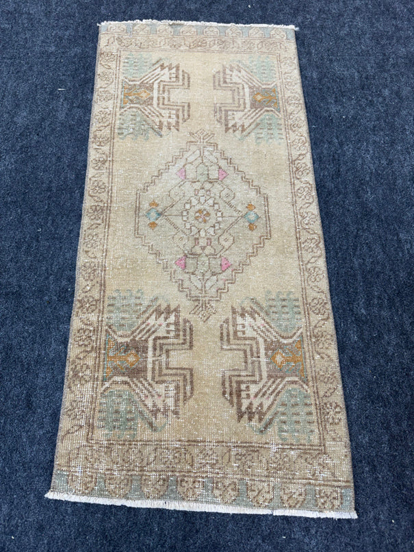 Turkish Yastik Rug  1'8" x  3'6" #24355