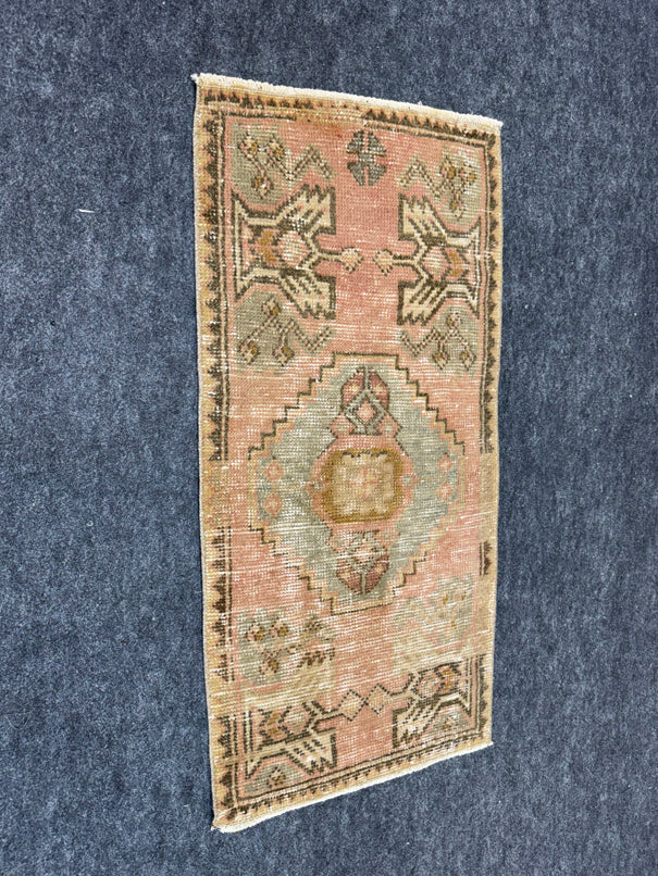 Turkish Yastik Rug  1'7" x  3'3" #24354