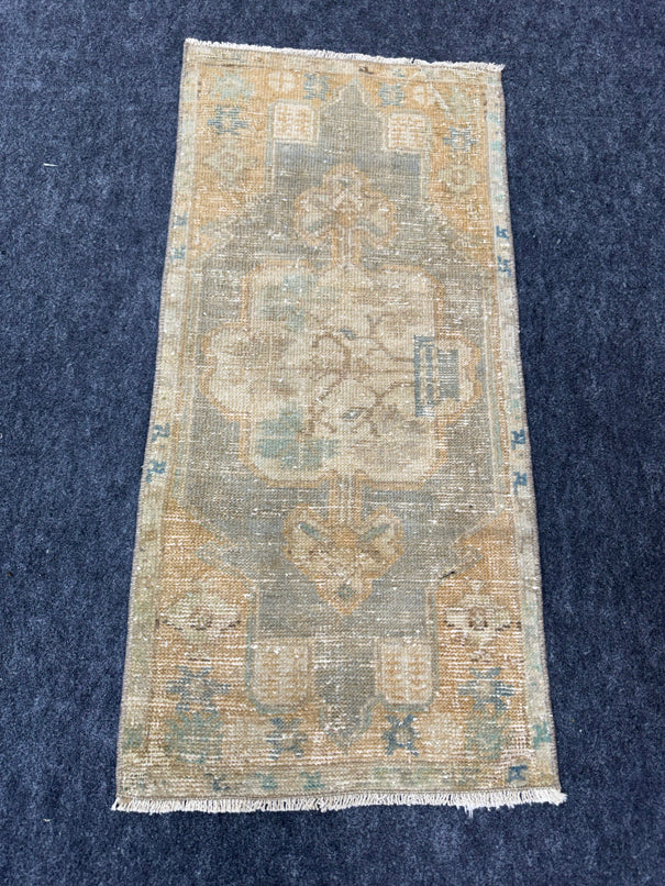 Turkish Yastik Rug  1'5" x  3' #24353