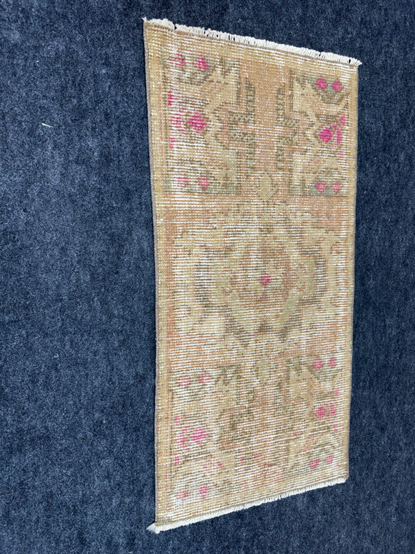 Turkish Yastik Rug  1'6" x  3' #24349