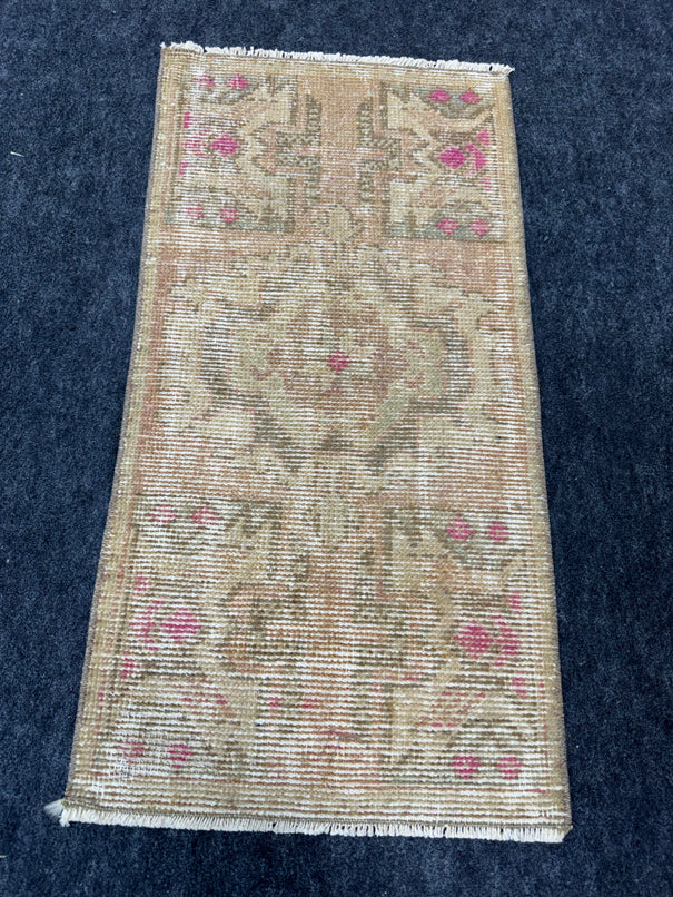Turkish Yastik Rug  1'6" x  3' #24349