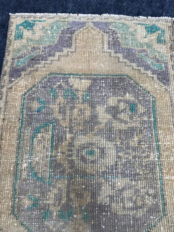Turkish Yastik Rug  1'8" x  2'7" #24346