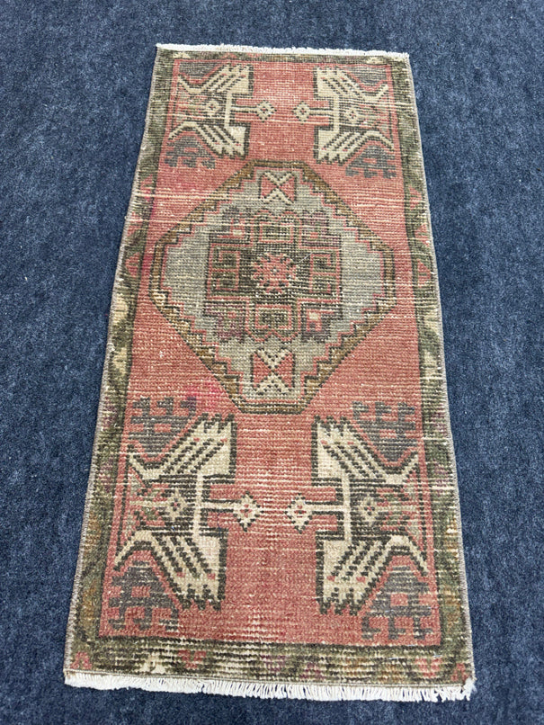 Turkish Yastik Rug  1'7" x  3'3" #24345