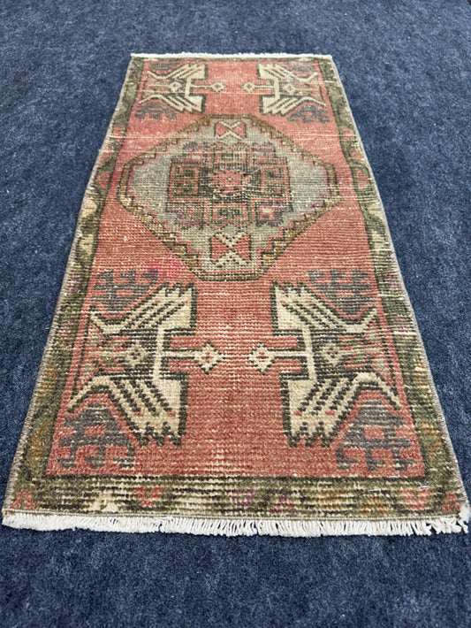 Turkish Yastik Rug  1'7" x  3'3" #24345