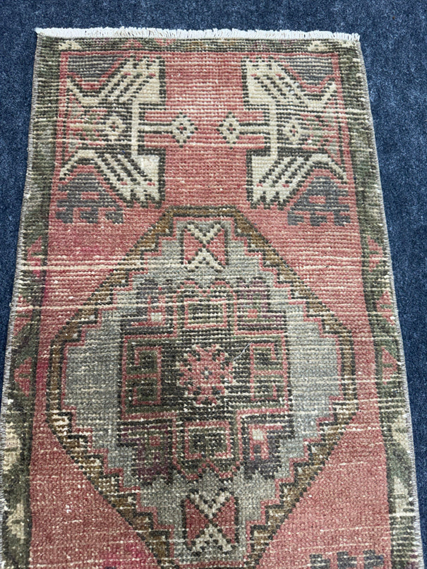 Turkish Yastik Rug  1'7" x  3'3" #24345