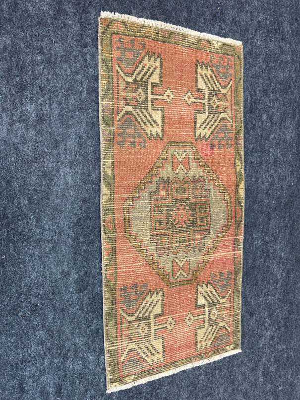 Turkish Yastik Rug  1'7" x  3'3" #24345