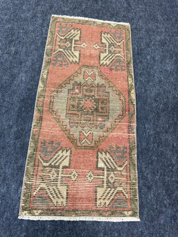 Turkish Yastik Rug  1'7" x  3'3" #24345