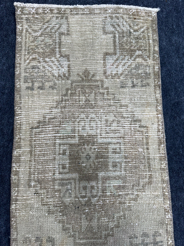Turkish Yastik Rug  1'4" x  3'2" #24344