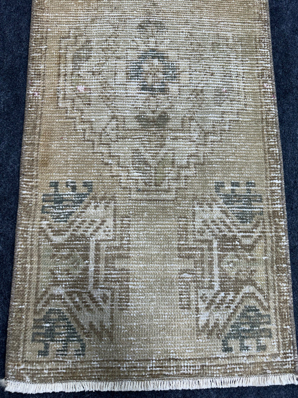 Turkish Yastik Rug  1'6" x  3'1" #24341