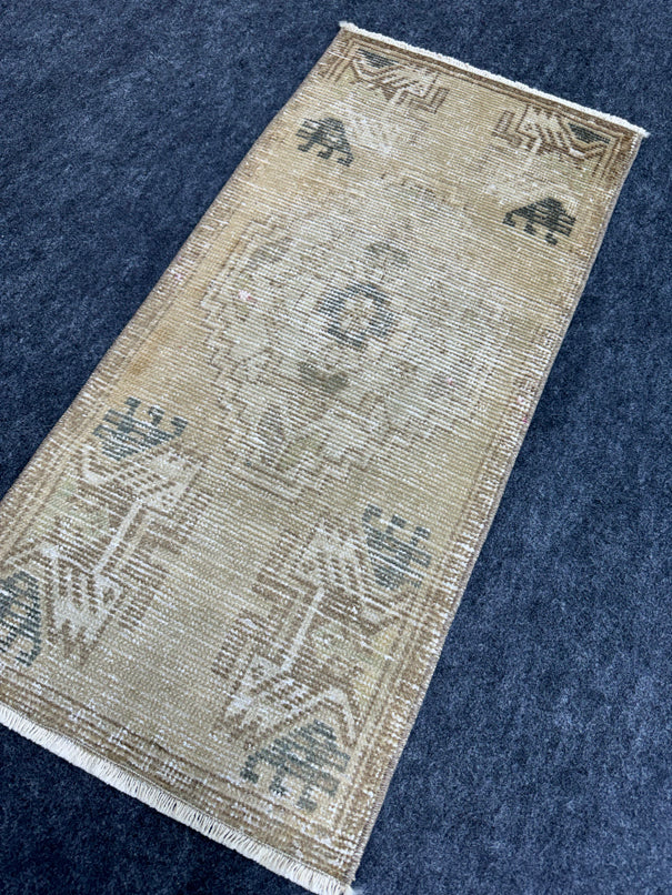 Turkish Yastik Rug  1'6" x  3'1" #24341