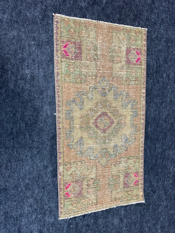Turkish Yastik Rug  1'7" x  3' #24320