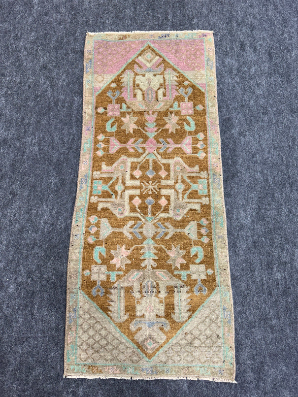 Turkish Yastik Rug  1'4" x  3'3" #24323
