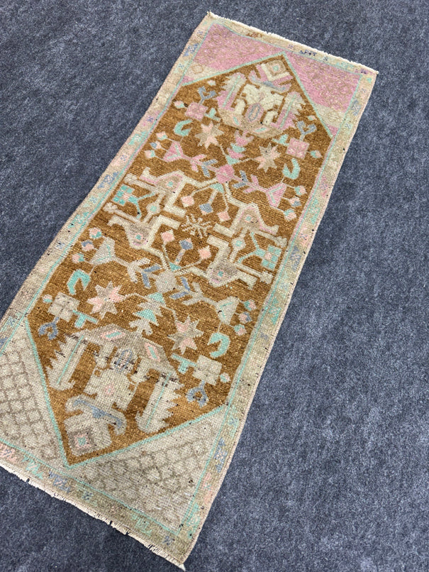 Turkish Yastik Rug  1'4" x  3'3" #24323