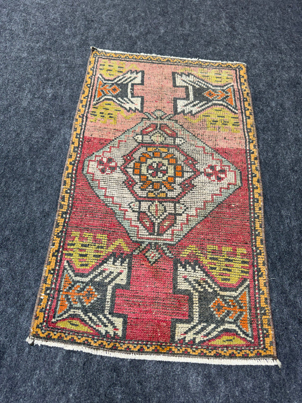 Turkish Yastik Rug  1'9" x  3' #24325