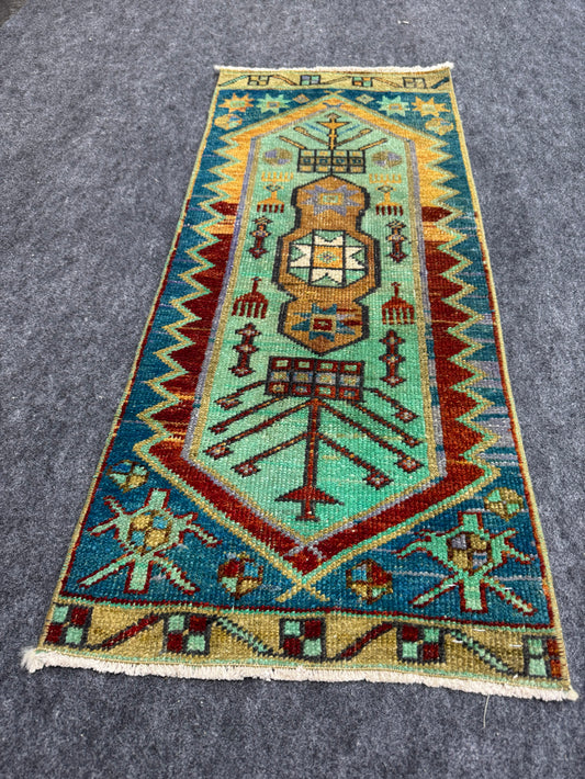 Turkish Yastik Rug  1'5" x  3'5" #24315