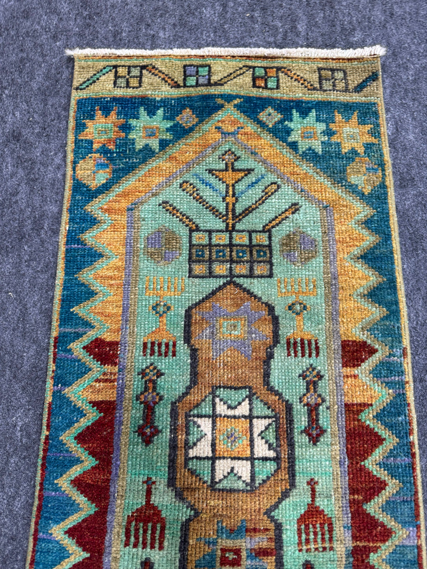 Turkish Yastik Rug  1'5" x  3'5" #24315