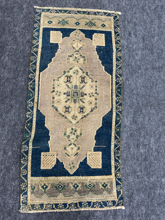 Turkish Yastik Rug  1'9" x  3'10" #24313