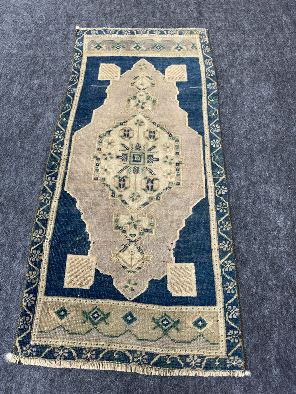 Turkish Yastik Rug  1'9" x  3'10" #24313