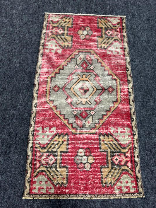 Turkish Yastik Rug  1'8" x  3'1" #24311