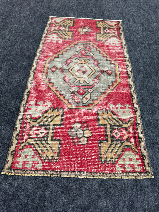 Turkish Yastik Rug  1'8" x  3'1" #24311