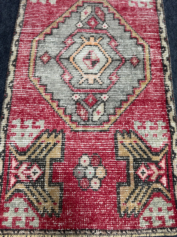 Turkish Yastik Rug  1'8" x  3'1" #24311